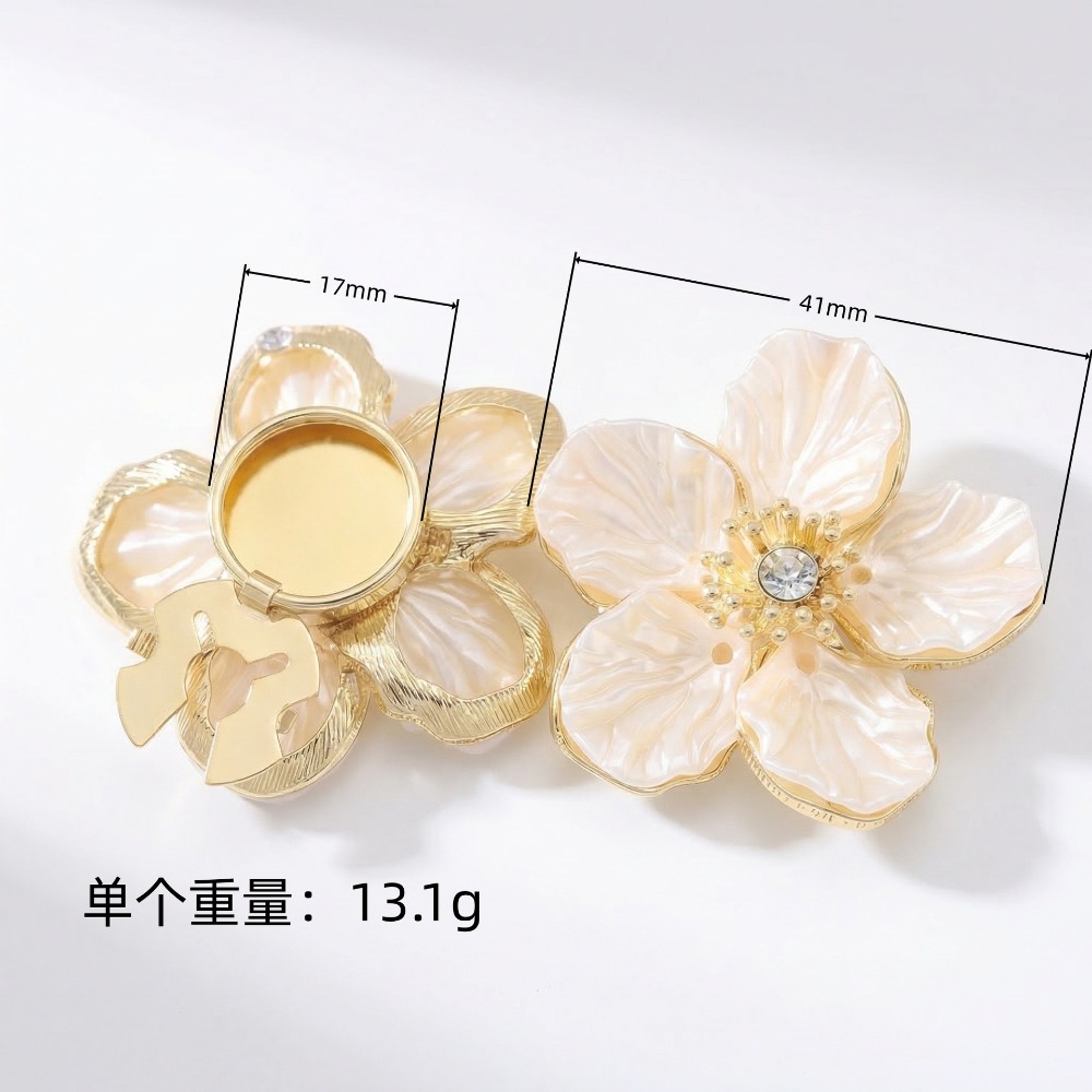 A Pair Vintage Petal Button Co - Women Formal Wear With Tie 리뷰 및 가격